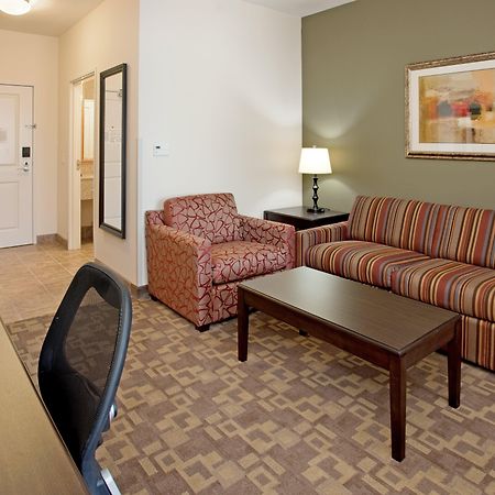 Holiday Inn Express & Suites North Топика Интерьер фото