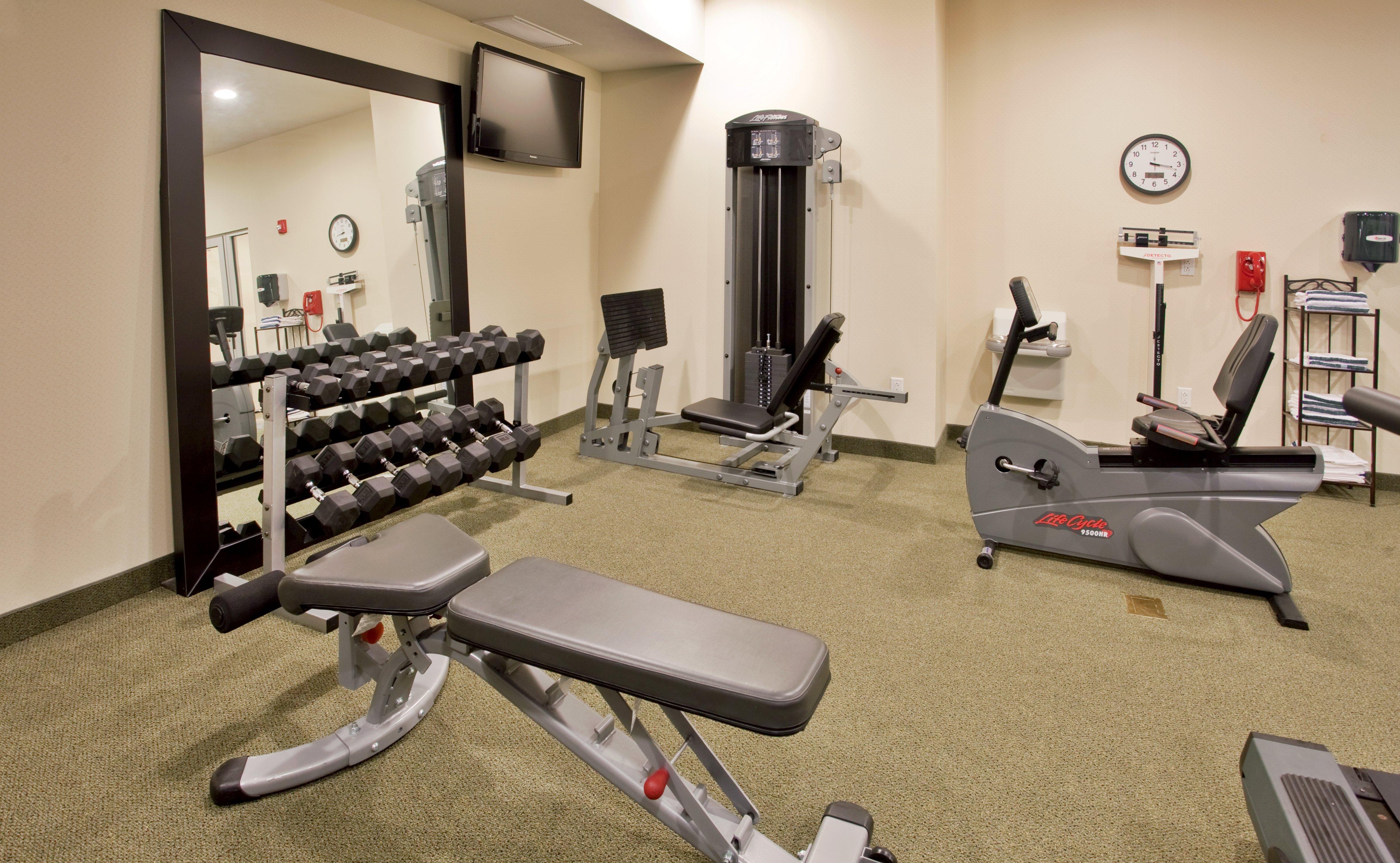 Holiday Inn Express & Suites North Топика Экстерьер фото